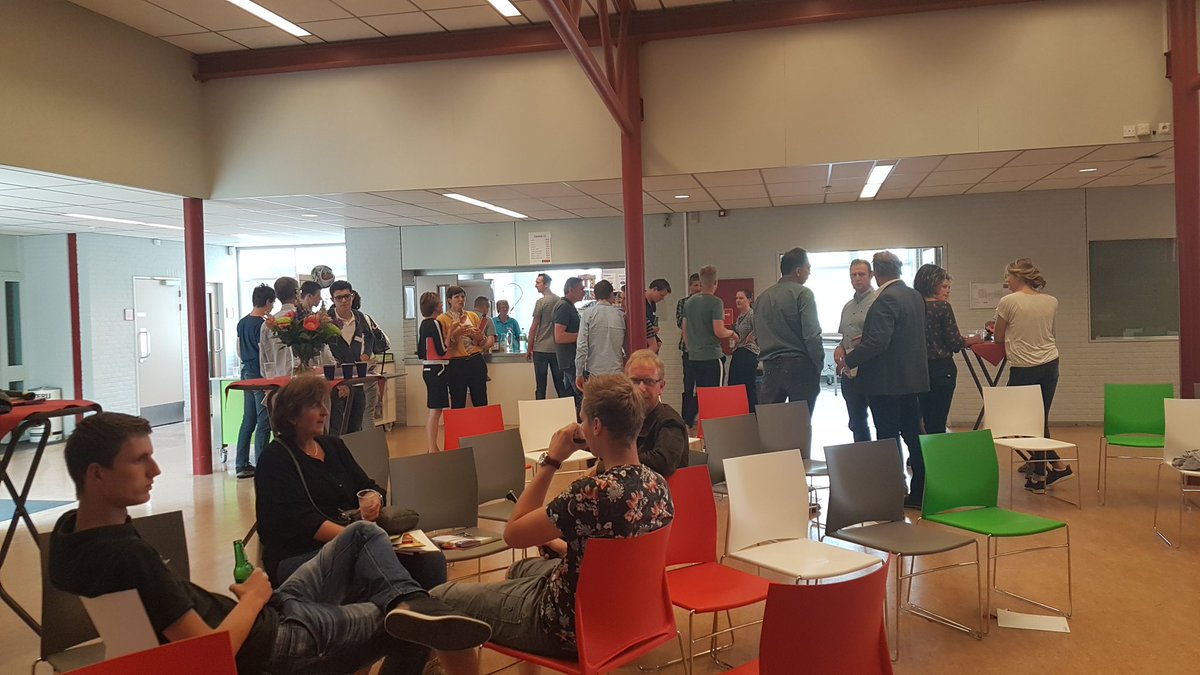 Afsluiting van mooie bijeenkomst #bedrijfsovername! Superdag. @AereshboDronten #ondernemen #familiebedrijf <a href="/movaeres/">movaeres</a>