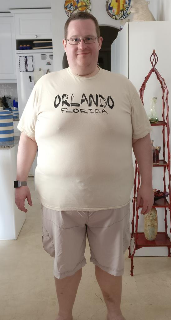 FatBoyExercises's tweet photo. My one dollar beach/pool tee is surviving surprisingly well.
But later today so hopefully the pool might actually be warm
#beachtee
#fitforflorida #disneydieters https://t.co/NISzYyjilM