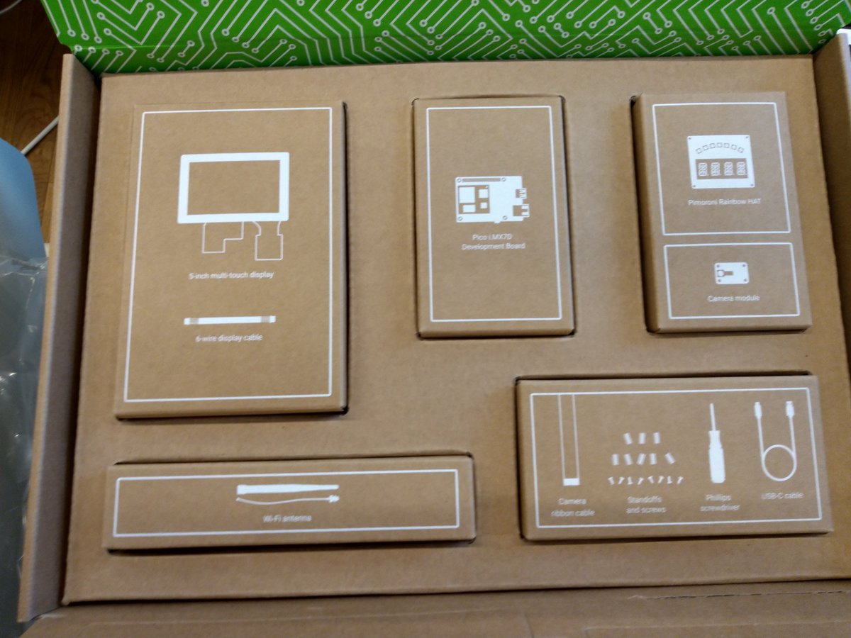 __soey__'s tweet image. Awesome #androidIOT workshop #WeAreDevs 
so happy to start building and managed to run the demo app :)