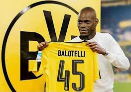Markus__Pe's tweet photo. Wir brauchen einen Stürmer? Es gibt einen:
Mach' es, @BVB! Come on do it! ¡Vamos hazlo! Dai, fallo! #FreeBalotelli #Numero45 #NumeroQuarantacinque #BVB #Balotelli #MarioBalotelli 😎🖤💛🇮🇹 https://t.co/g61qzQcSYd
