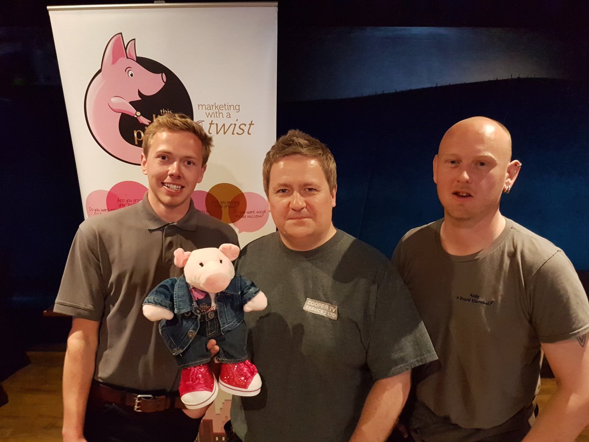 LilPigMarketing's tweet photo. Some more snaps from #GrampianBusinessFinders with @BreakneckComedy earlier this week! A great mix of familiar and new faces as always – hope you all found it useful and made good contacts - hope to see you all again in June #KeepingBusinessLocal #Networking https://t.co/mSlVB2iSiu