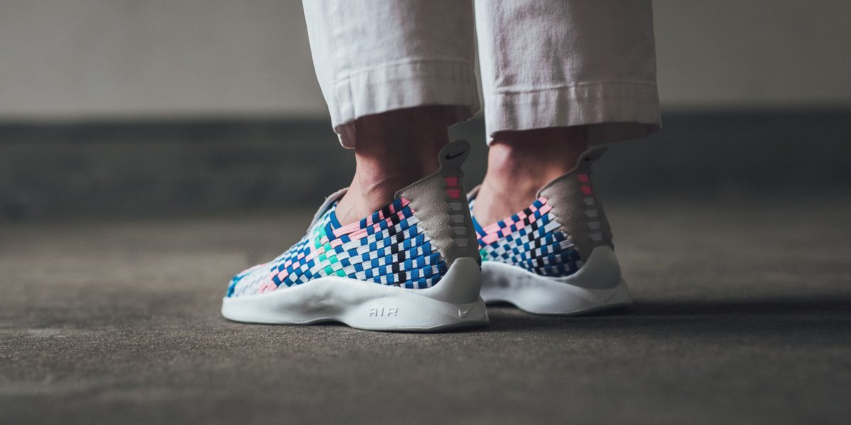 nike air woven 2018