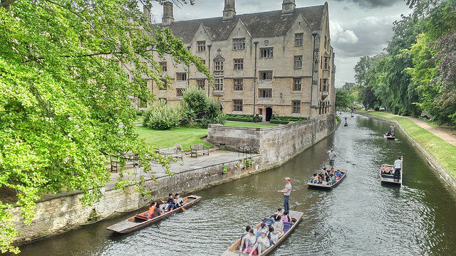 We offer educational trips at BLS English. Our students have visited Cambridge, Norwich, London, Oxford and many other cultural and exciting cities. #BLSEnglish #BuryStEdmunds