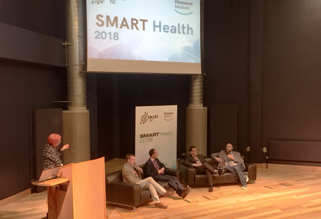 Discussion time @SMARTNI_Online - Predicting outcomes, saving lives  &amp; reducing human error with #AI. Biggest risk = poor data set

 #SMARTHealth #health