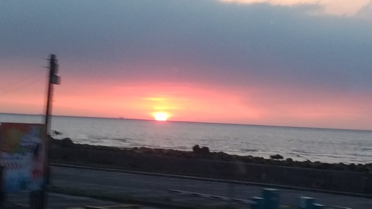 ComKennywang16's tweet photo. 石門夕陽 https://t.co/HfGdeM0DAO