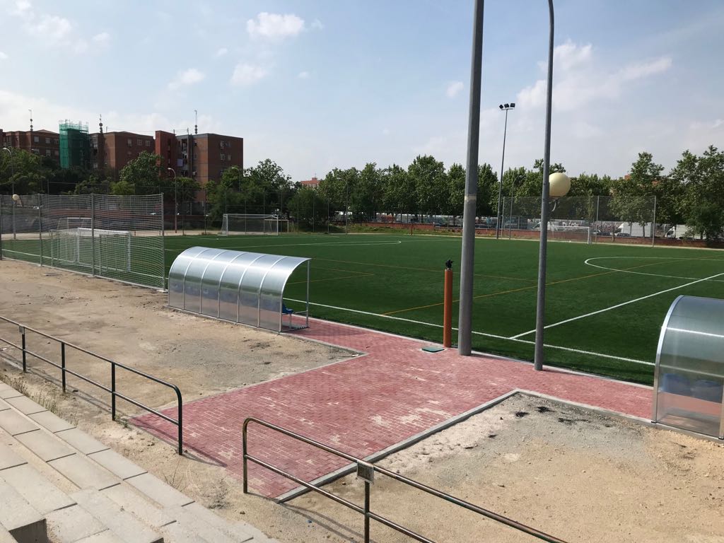 Distrito de Puente de Vallecas tweet media