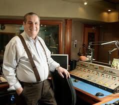 Miguelsusan's tweet image. Sentido el fallecimiento esta mañana de Teo Veras. La radiodifusión dominicana está hoy de luto. Considerado como el padre de la radio moderna en RD, Teo fue por décadas una de las principales voces comerciales dominicanas. Oramos por su familia🙏🏻 @La913FM @teoverasrd