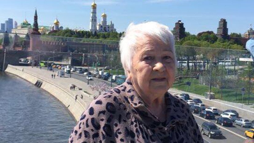Омерзительная история с блокадницей с Донбасса,которая уже год не может получить РОССИЙСКОЕ ГРАЖДАНСТВО по причине ВЕТХОСТИ своего свидетельства о рождении,говорит,что чиновникиРФ занимаются не импортозамещением ТОВАРОВ импортозамещением НАРОДА!Именно РУССКИМ не дают гражданство!