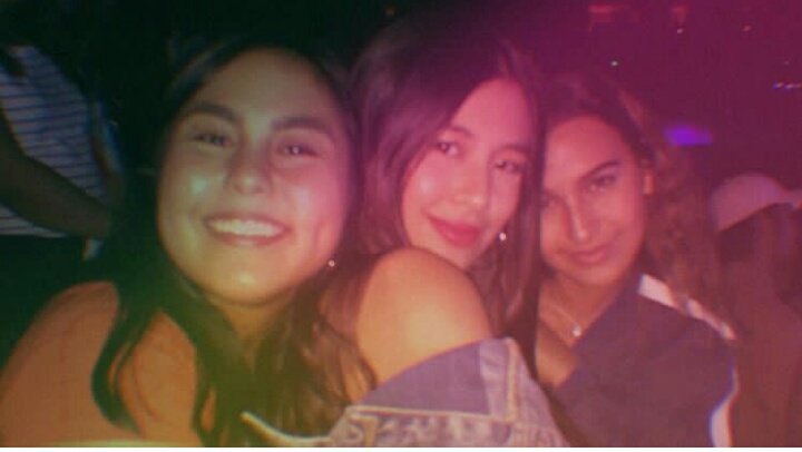 _GabbIssa's tweet photo. group of friends! Miss you GabbIssa @_gabbigarcia @issapressman mahal namin kayo! ❤

#GabbIssa #GabbiXIssa https://t.co/In4pqt0r4M