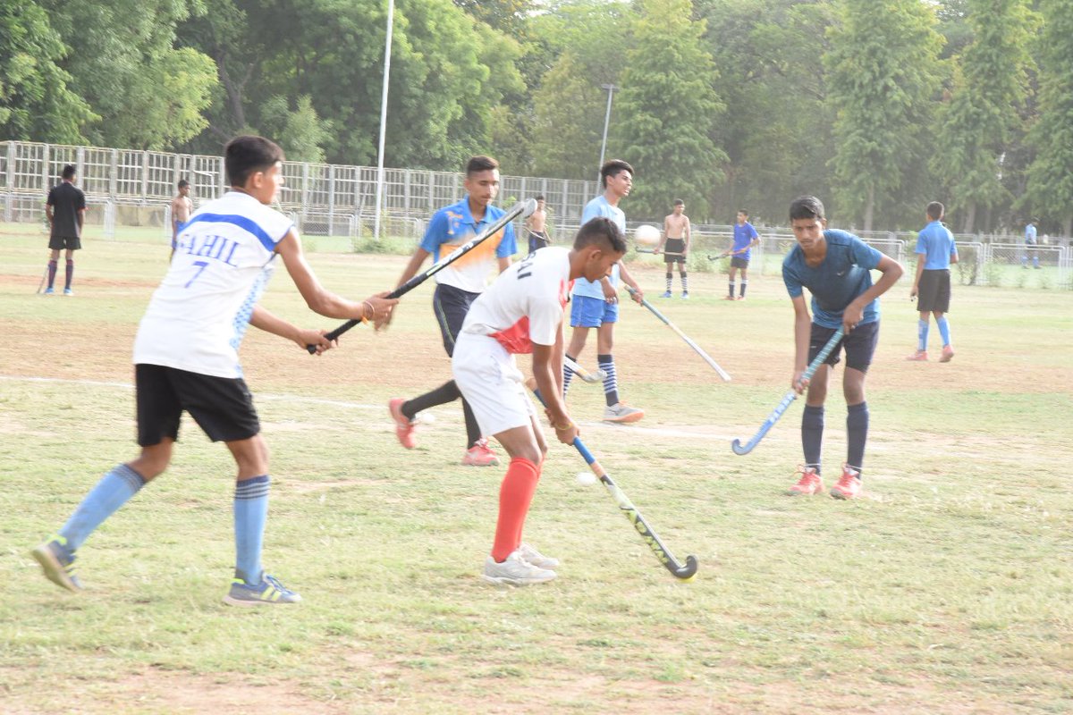 Gujarat Sports Sag On Twitter Hockey Is A Unique Sport In The Sense That You Need Each And Every Guy Helping Each Other And Pulling In The Same Direction To Be Successful Shri