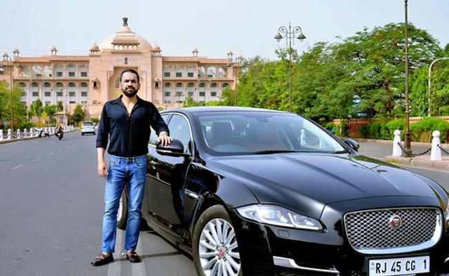 SakshiNews's tweet photo. ఆ నంబర్ కోసం 16 లక్షలు
https://t.co/lZo7rDxTAw #fancynumber #highamount #car https://t.co/Rtt8u65xG2
