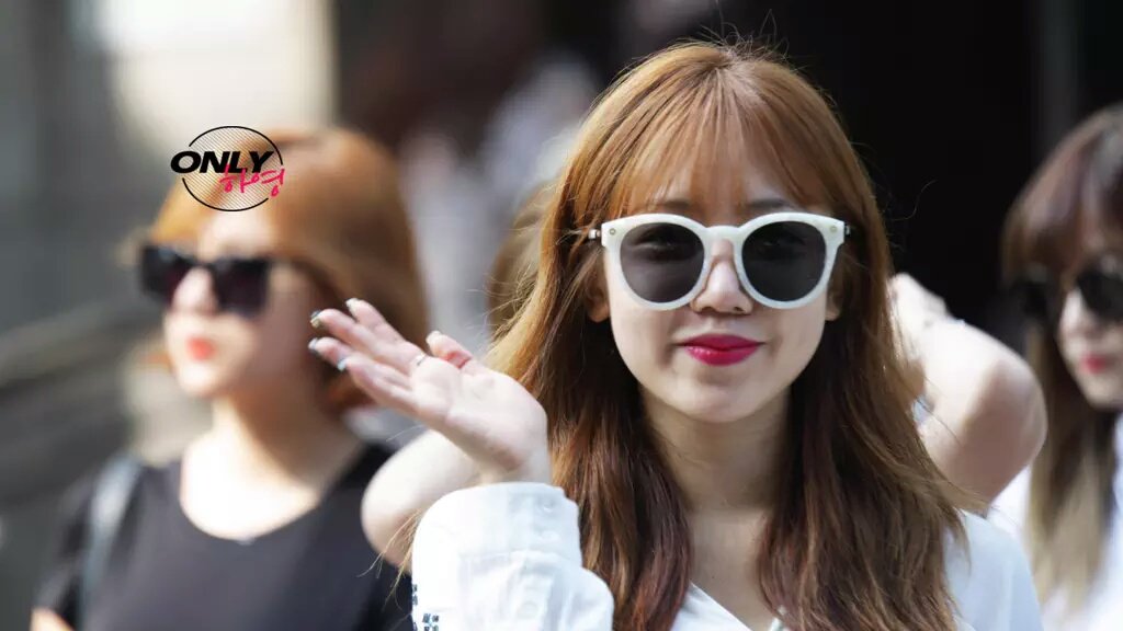 Onlyohy0719's tweet photo. 이때로 돌아가고싶다... 너무보고싶다.. 오하영... 이놈의 군대... @Apinkohy 
#에이핑크 #저 https://t.co/hOaVOtUUVb