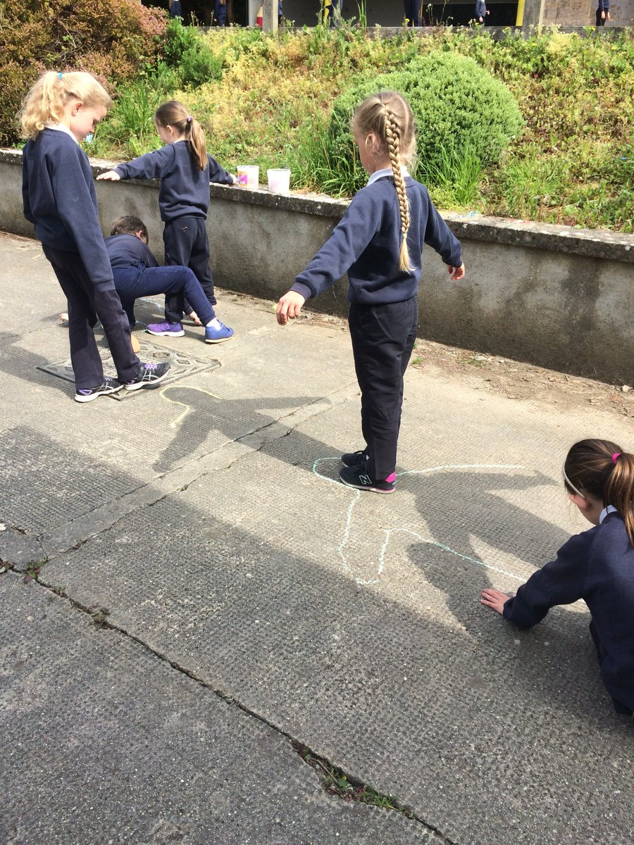 murphy_sinead1's tweet photo. Our Outdoor Classroom #art #sunshadows https://t.co/anakv8OSGA