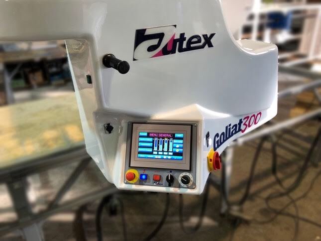 autex_int's tweet photo. Nuevo accesorio de asistencia online de #autextechnical. Servicio de calidad inmediata de incidencias para nuestros clientes.
New online accesory #autextechnical. Immediate quality service of incidents for our customers.
#autexint #goliat300 #maquinariatextil #spreadingmachine https://t.co/xjPqXIRaUU