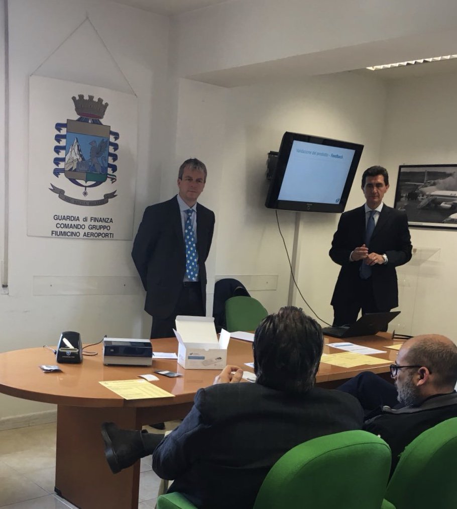 Our Business Development Director, @DrPaulYatesIFP and Italian Business Consultant, presenting the Intelligent Fingerprinting #Drug Screening System to the <a href="/GDF/">Guardia di Finanza</a> Guardia Di Finanza and their colleagues from the Italian border control and military. intelligentfingerprinting.com