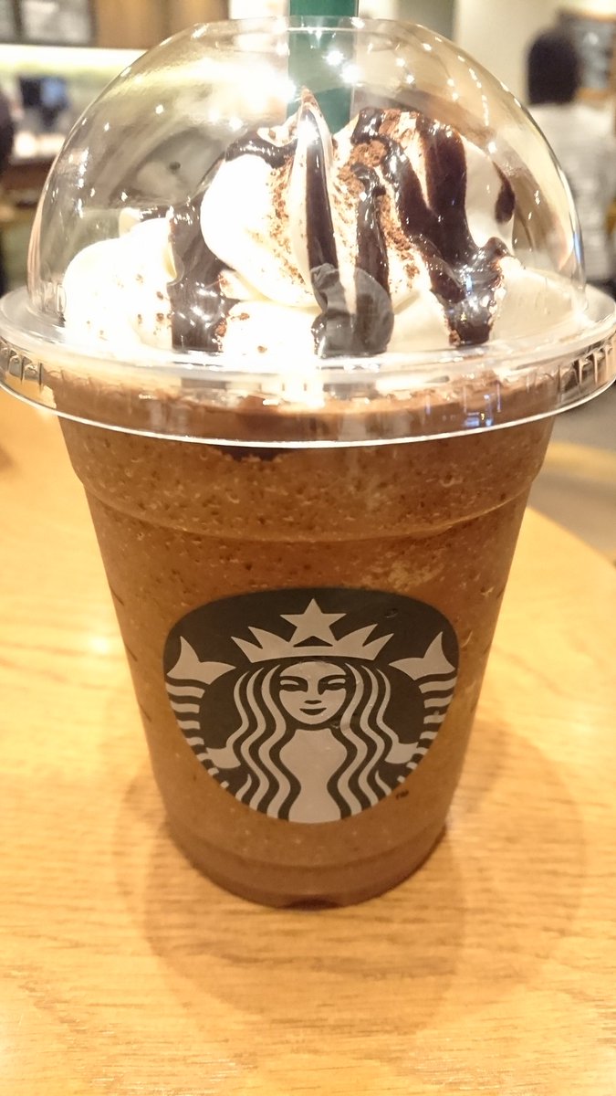 チョコレートベリーマッチフラペチーノ