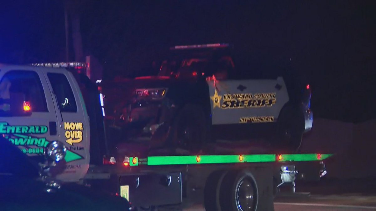 Man killed in deputy-involved crash in Deerfield Beach bit.ly/2GnOJTr?utm_so… https://t.co/9ifKfP5cbv