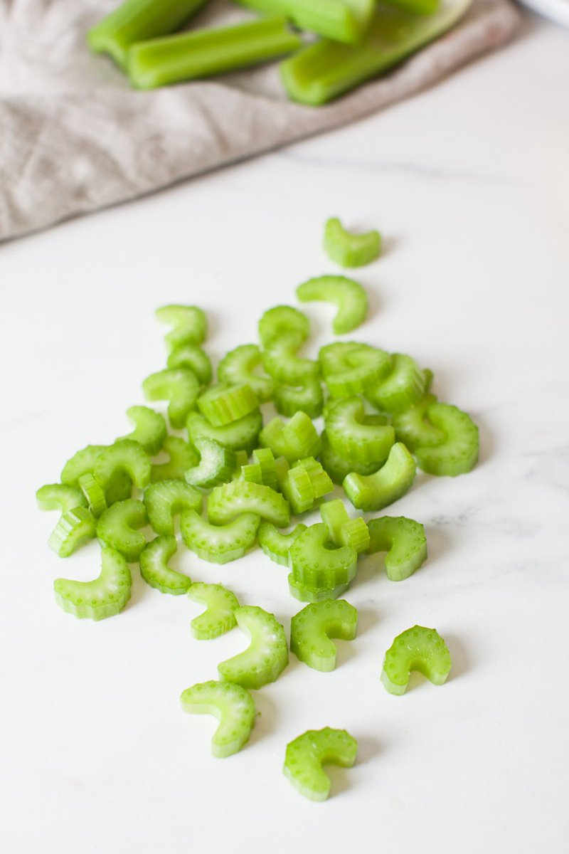 CEDARJuice's tweet photo. Do you know that this sliced celery is a low carb snack that is so perfect for your healthy lifestyle? It's an excellent source of antioxidants and beneficial enzymes, in addition to its vitamins and minerals. :-) #superfoods #celeries #healthyfacts https://t.co/t9m2AoZvgY
