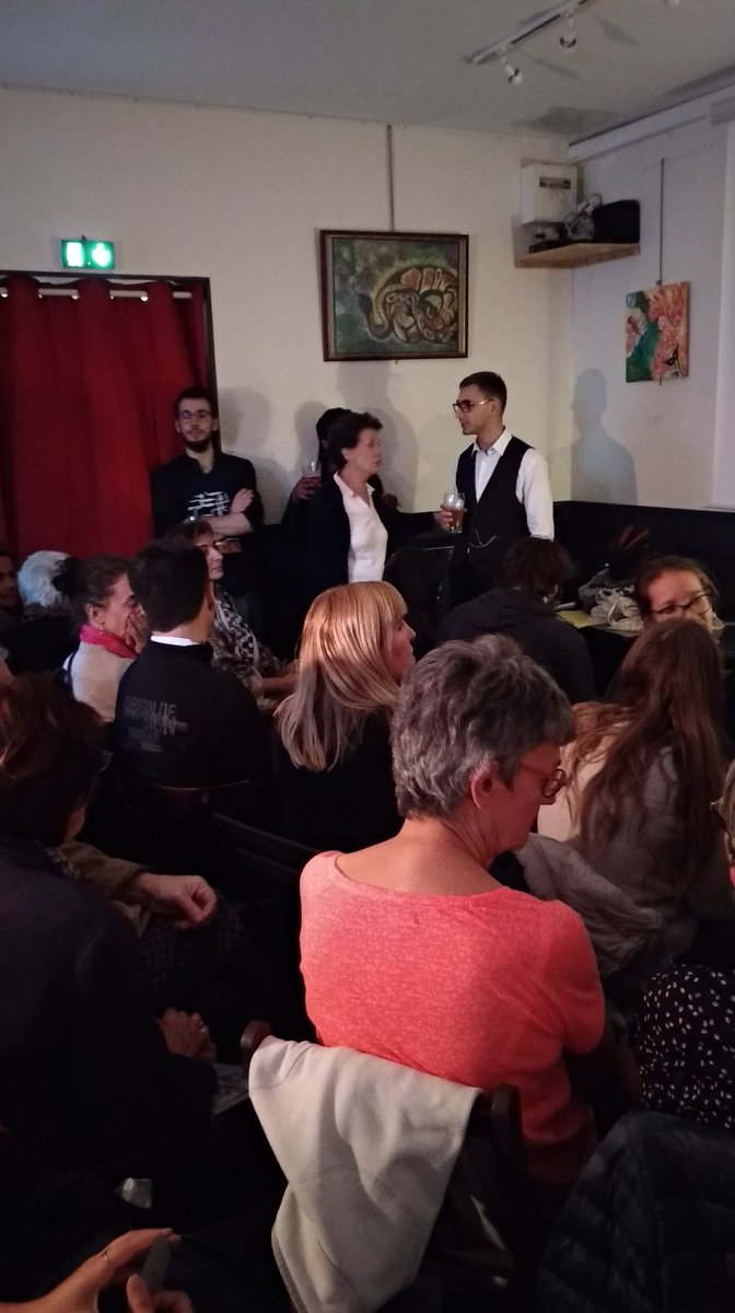 cafeschmilblick's tweet photo. Ça y est, Pint of Science 2018, c'est terminé. Nous les remercions ! Ainsi que tous les intervenants
Cet événement a ramené 100 personnes au Schmilblick
Pour les personnes qui n'ont pas pu être présents, voici quelques images de la soirée d'hier, consacrée à l'hypnose
#pint2018 https://t.co/iPM98FYp5b