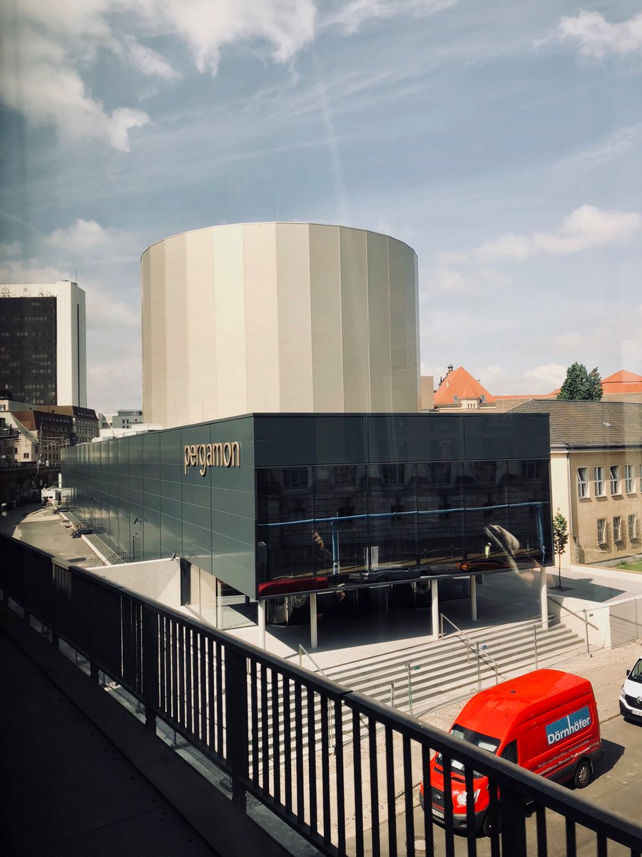 asisi's tweet photo. „PERGAMONMUSEUM. DAS PANORAMA“ #Berlin #Pergamon #Museumsinsel #YadegarAsisi #Panorama #spreeformat #Pergamonmuseum https://t.co/vYtDFmKbtO