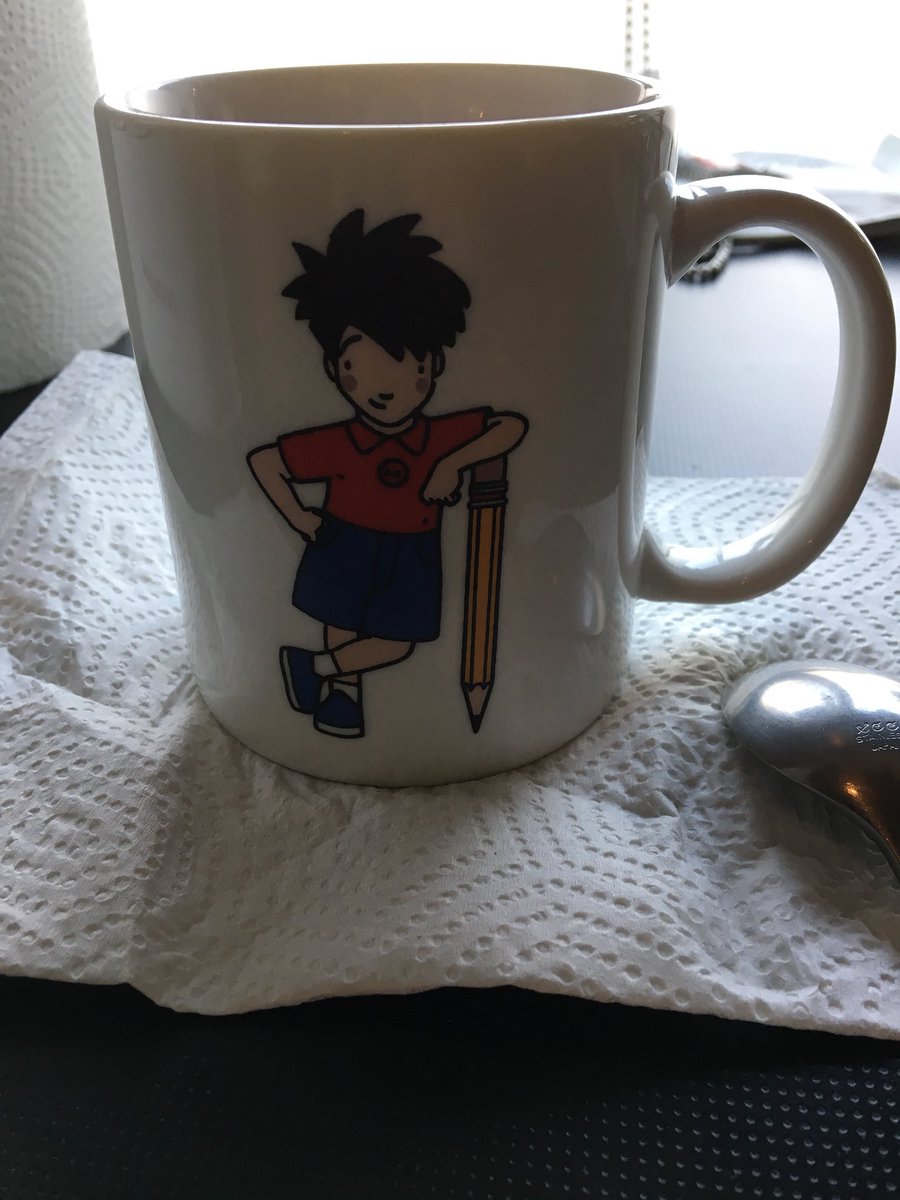 trig72's tweet photo. Tea time. I’m telling you, #Seinfeldisms find their way into my life every single day. https://t.co/IrALArFn1t
