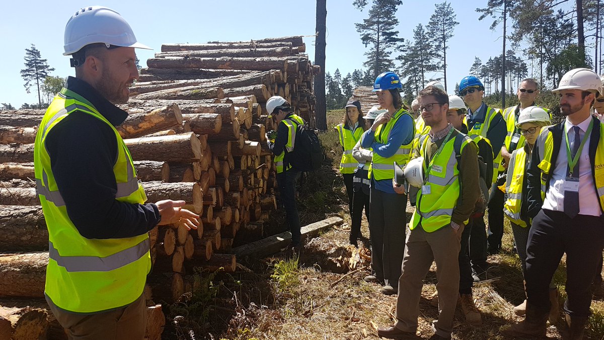 Steve_Cook_'s tweet photo. Very informative visit of #UKConstuction to @TheCrownEstate with @CaraP_sust @PEFC_UK for #PEFCfieldtrip2018 #forestry https://t.co/69tPmiiEpO