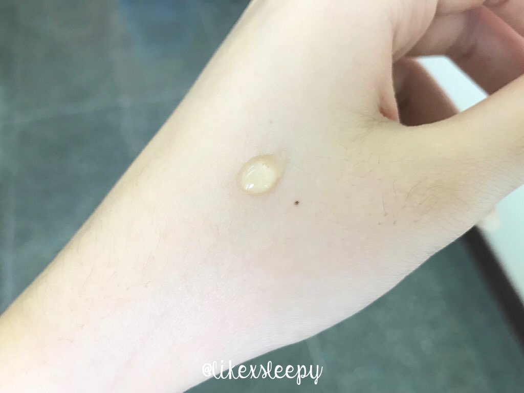 likexsleepy's tweet photo. cybele scagel🍃 ช่วยเรื่องทำให้รอยดำจางลง เราเป็นคนแผลหายช้ามากกก😳 พอใช้ไป 4-5 วันรอยก็เริ่มจางแล้ว ต้องขอบคุณเภสัชที่แนะนำน้องมาให้นะคร๊💗
#HowtoPerfect #ไว้รีวิวห้ามขายของโว้ยย #รีวิวหลับปุ๋ย https://t.co/9g8MSswEBc