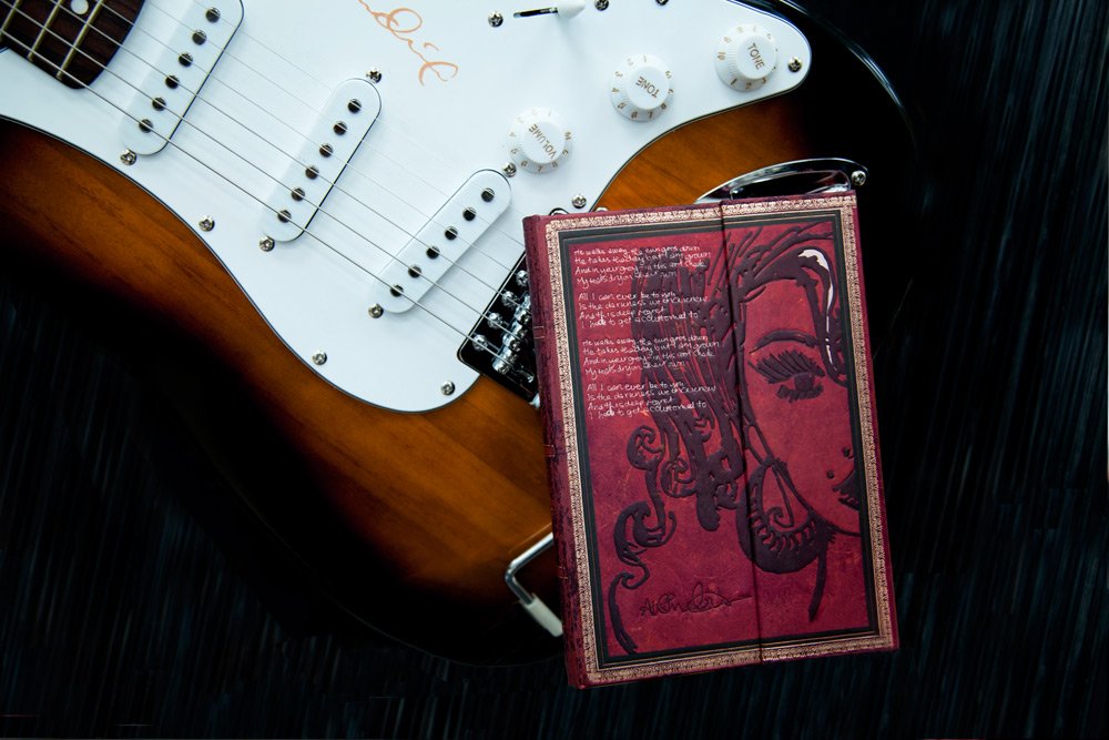 paperblanks's tweet photo. We are co-hosting the #AmyWinehouse Art Exhibition tomorrow at 12:30pm in the CHQ Building in #Dublin . 

There will be #music, #prizes and #drinks – you can't miss it! #AmyXPaperblanks

Learn more on our Facebook #event page: https://t.co/NqNZrcME6R https://t.co/UdwbvHKch8