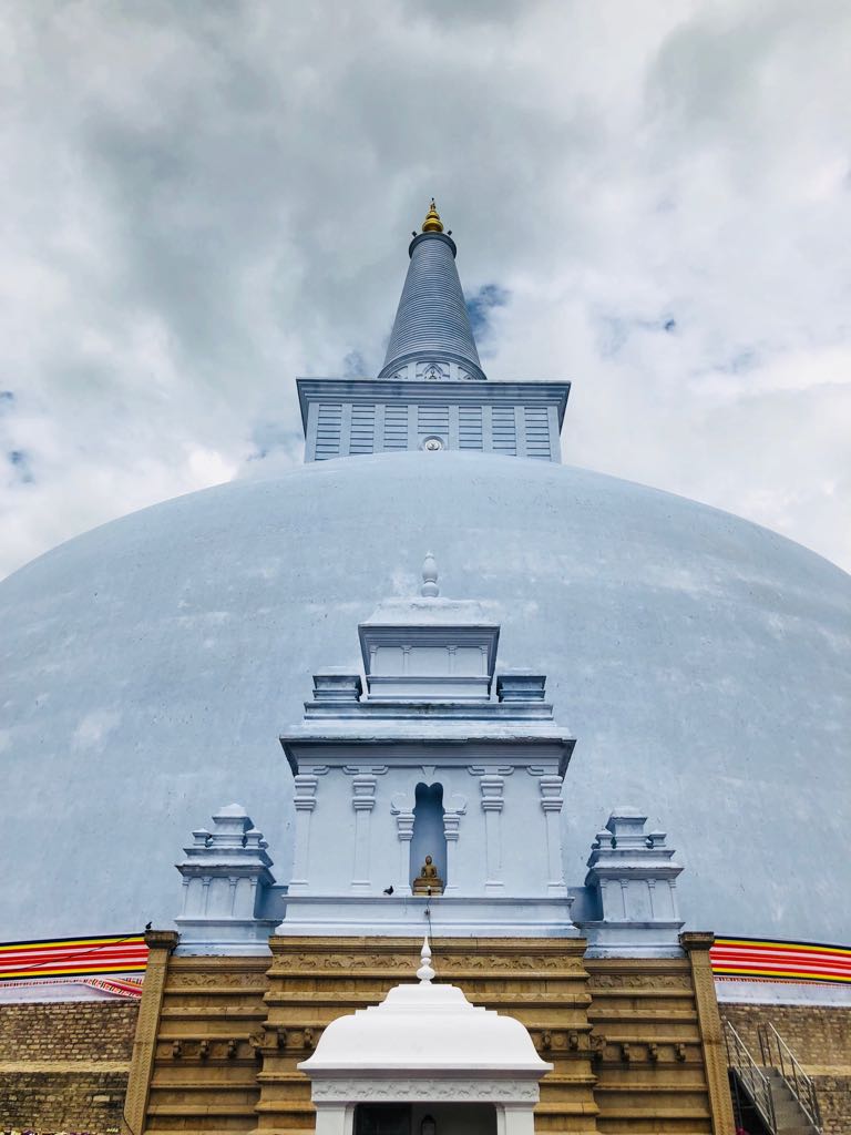 LetsSeeAsia's tweet photo. The Ruwanwelisaya is a stupa, a hemispherical structure containing relics, in Sri Lanka, considered sacred to many Buddhists all over the world.
#Visitlanka #LetsSeeAsia #Travel #Explore #Galle #Heritage #Proudhistory #Traveler #Customizedvacations #Escape #Islandescape https://t.co/X22NsTeqr1