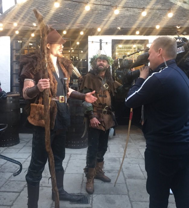 EzekialBone's tweet image. #RobinHood &amp;amp; #LittleJohn spread goodwill to the folks of Australia on @TheTodayShow @Channel9 yesterday, flying the flag of #Nottm on the world stage. #RobinHoodLives! Thanks @MarketingNG_ for pic. Nice to meet you @Natalia_Cooper9. Come &amp;amp; join us in #SherwoodForest some time!
