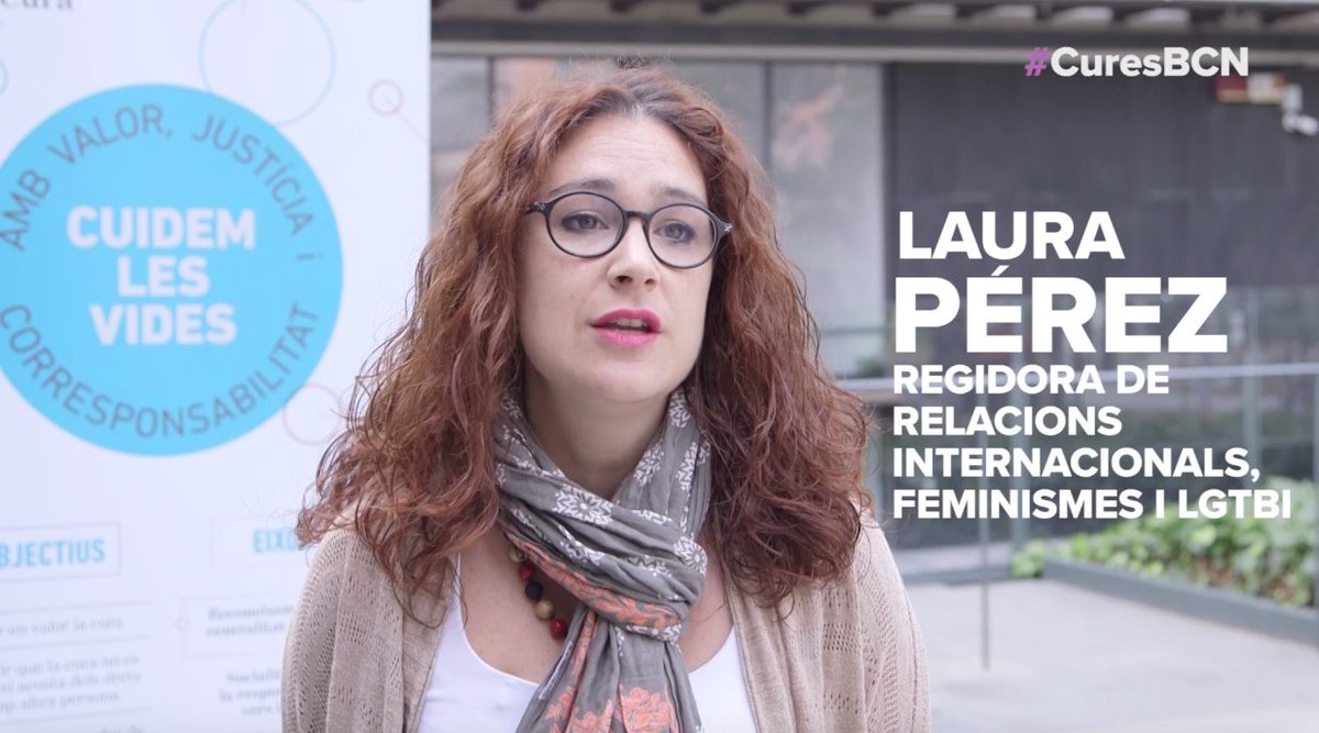 AltresEconomies's tweet photo. Com explica Laura Pérez, regidora RRII, #feminismes i LGTBI, “l’Ajuntament de Barcelona reitera el seu compromís de treballar per democratitzar les #cures a la ciutat”. S’ha executat el 100% de les mesures i al 2018 s’obrirà un centre de recursos dedicat a les cures” #CuresBcn https://t.co/VWfc0KENHo