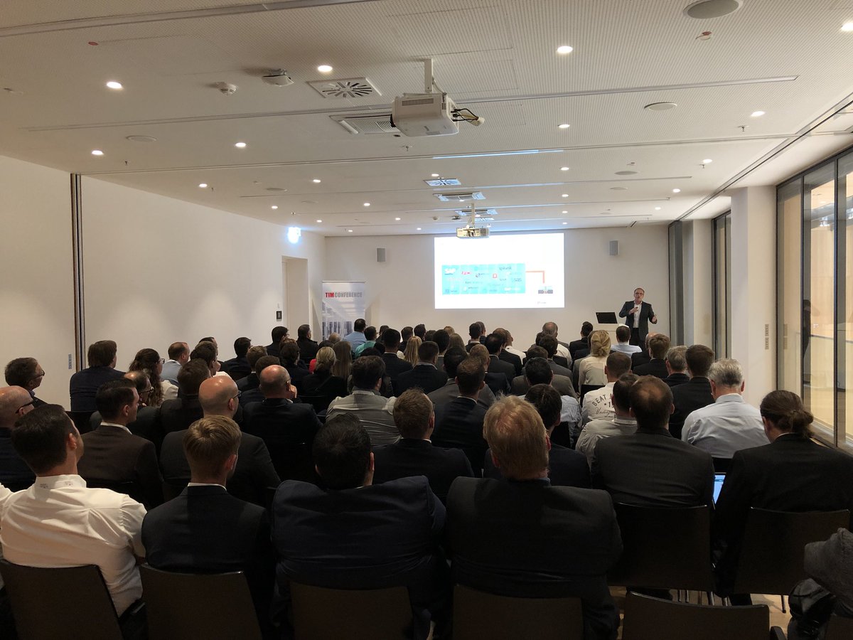 ingenious_frank's tweet photo. #PureStorage is in da Full House! @NevzatBuci proudly presents our great #AllFlash Datacenter Solutions.
#TIMAG #StorageConference https://t.co/9T8aNBO2oC