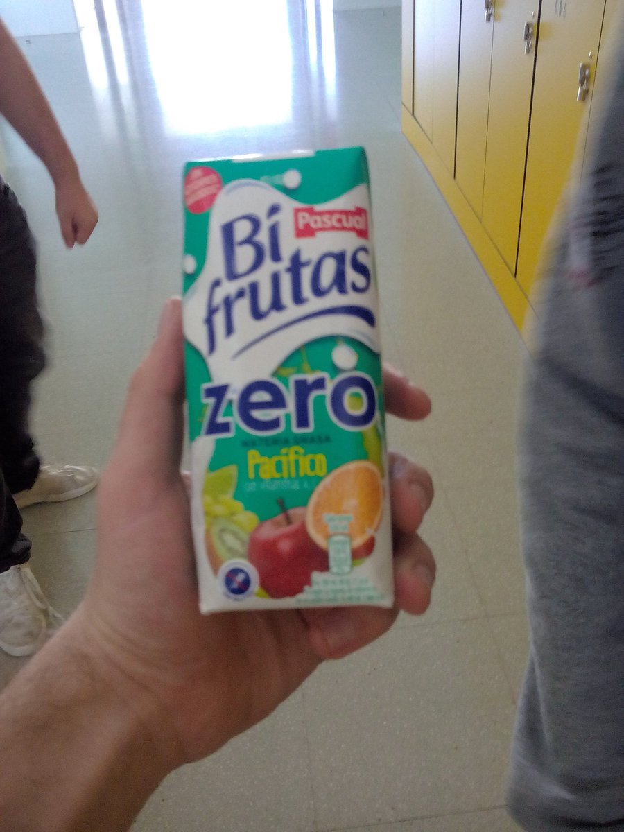 Ruborder5's tweet photo. Di sí a los zumitos, no a los porros.
@auronplay 2018 https://t.co/z5iURcCIZe