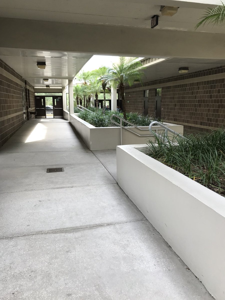 tourwdw's tweet photo. Stop 3 is the @HCPSArea3 elementary school of the year. The integrated planters are a neat feature of this school. @EssrigHCPS @HillsboroughSch @MzVegaEugene @HCPSoperations https://t.co/ILXBK476bo