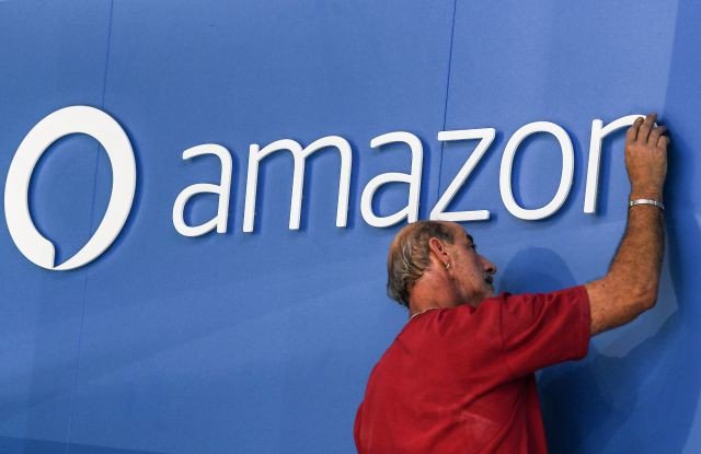 Amazon Just Expanded Its Business Digitally and Physically
wwd.com.cmun.it/e/qpsa5y6j/bus…