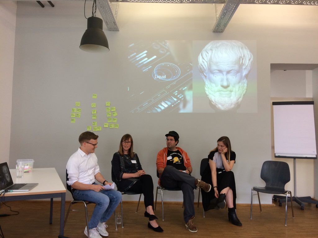 liqd_de's tweet photo. „Wann wird #eVoting unsere Demokratie modernisieren?“ Über die Potenziale und Risiken diskutieren jetzt: Anna-Maria Palzkill (#Polyas), #HernaniMarques (CCC Schweiz) und Bianca Praetorius (#DiB) mit Moritz Ritter (#liqd) https://t.co/hLwclQJcYi