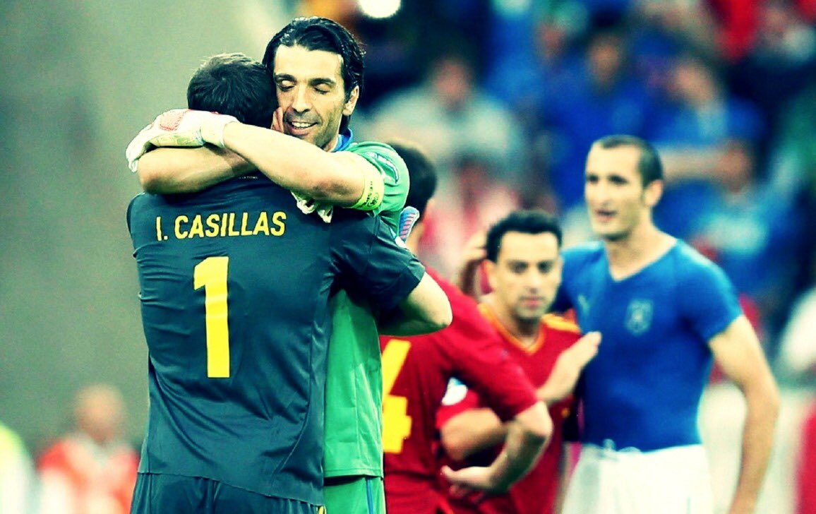 IkerCasillas's tweet photo. Te deseo lo mejor en la próxima etapa que empieza para ti. Te mereces todo lo bueno amigo @gianluigibuffon. 😃👏 https://t.co/SXbU4J9Kqw