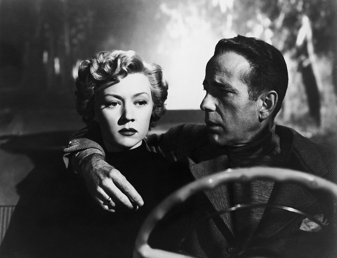 ClassicalCinema's tweet photo. Nicholas Ray's classic film noir IN A LONELY PLACE premiered on this date in 1950, starring Humphrey Bogart and Gloria Grahame. https://t.co/RLpxtAH70i