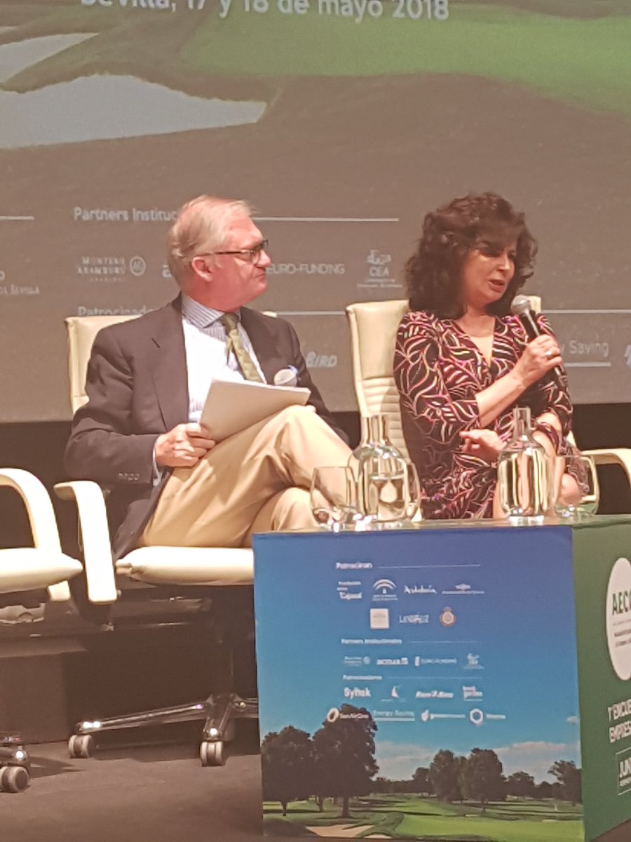 MatildeAsian's tweet photo. Según las estimaciones realizadas por @Turespana_ el turismo de golf se encuentra en auge. En el año 2017 más de 1.200.000 turistas internacionales jugaron al golf durante sus vacaciones en #España. https://t.co/ufl0kaPWyy