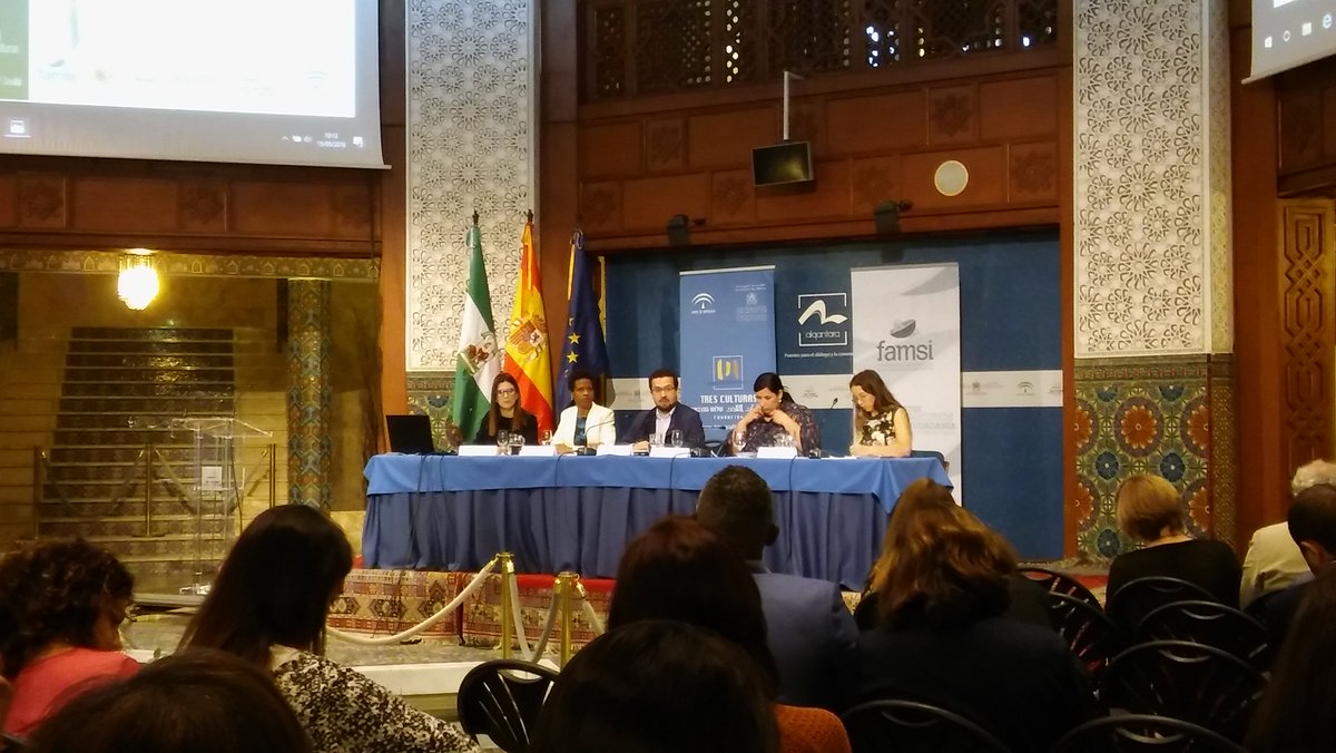 SerRefugio's tweet photo. La MAR presentada en Seminario Internacional Andalucía Integradora "Las redes de ciudades como instrumento de acción local y cohesión social" organizado por @FAMSI_Solidario, de la mano de Mercedes López Carrión, Diputada territorial y alcaldesa @AytoCampofrio. #SerRefugio https://t.co/IRheDy2hYc