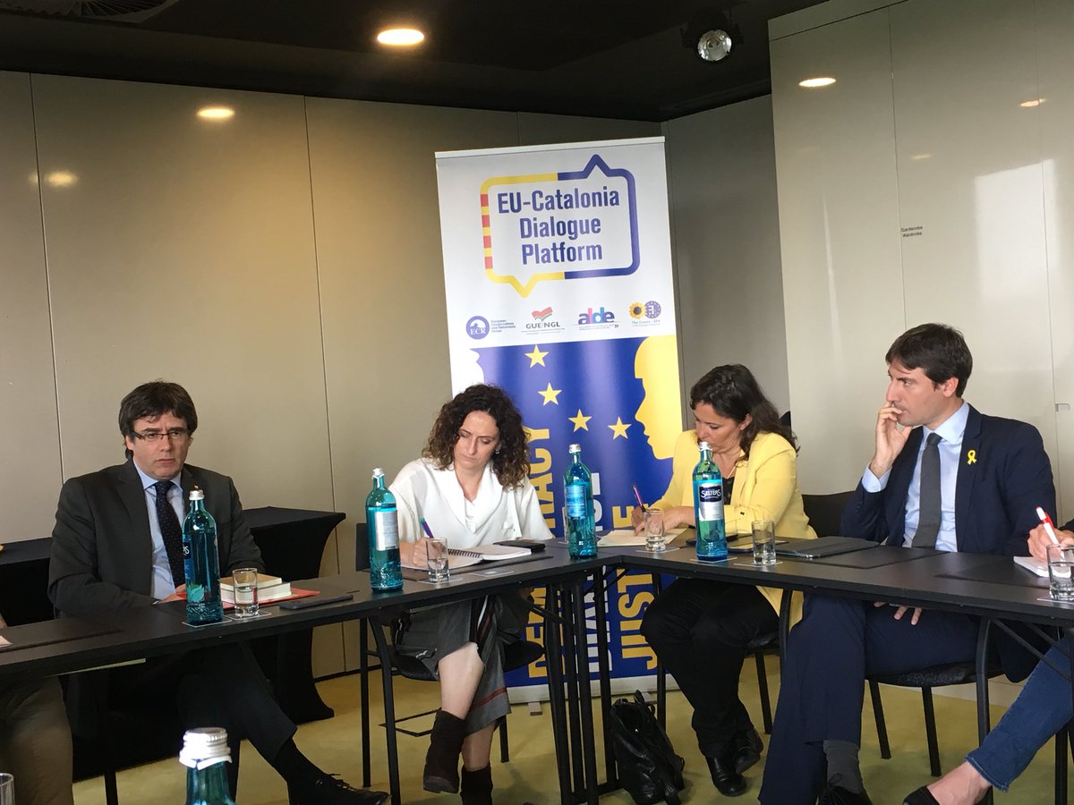 jordisolef's tweet photo. Una delegació de @EUCat_Dialogue ens hem reunit avui amb el President @KRLS a Berlin per analitzar el present i futur del país. La solució passa pel diàleg, pel fi incondicional de la repressió, per la implicació de la UE i per pactar una sortida democràtica al conflicte. https://t.co/xmZsRzbG7J