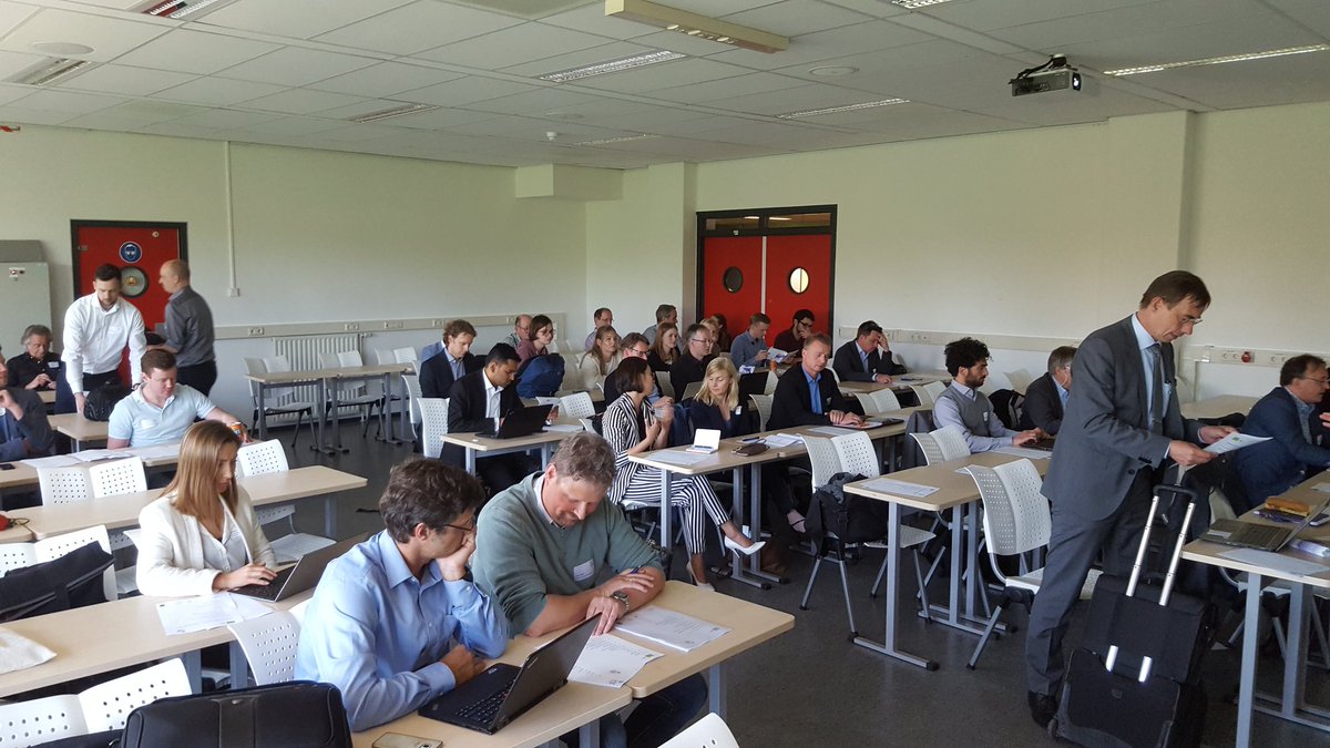 Research group NanoBio at Saxion hosts the International Workshop on Organ-on-Chip and Lab-on-a-Chip technologies at Saxion today with about 50 participants from Netherlands and Germany. A great networking opportunity for exploring new projects.