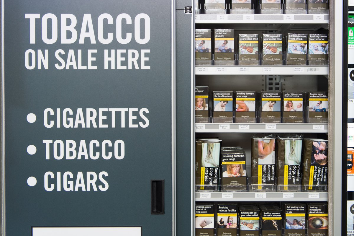 JTI_global's tweet image. One year on, #plainpackaging for tobacco backfiring on all fronts in the
UK. #1YearOfFailureUK. Read the JTI press release here: jti.com/our-views/news…