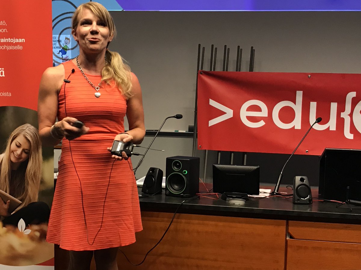jarsjo's tweet photo. Eka #Eduhack-keynote: @lindamannila. #Makerhack #Hack6thWave https://t.co/RUJsNOsPns