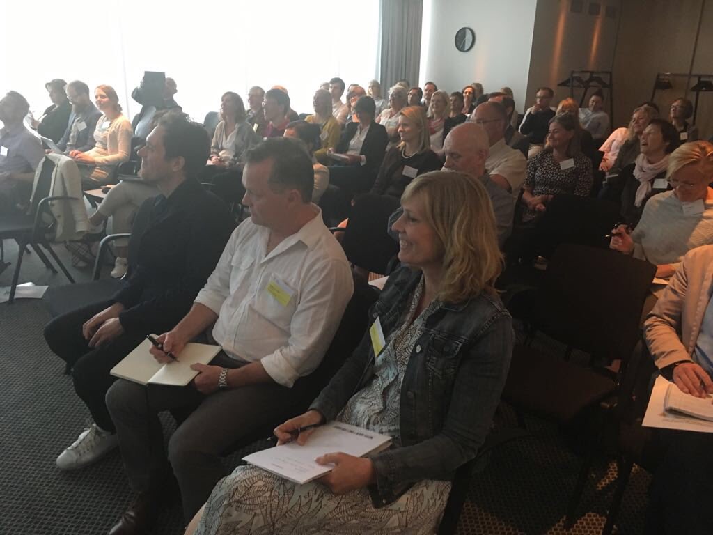 nicolaperry84's tweet image. Delighted to be sharing our stronger communities model with our European friends @lutoncouncil @LutonSCS #improvingdemocracy2018