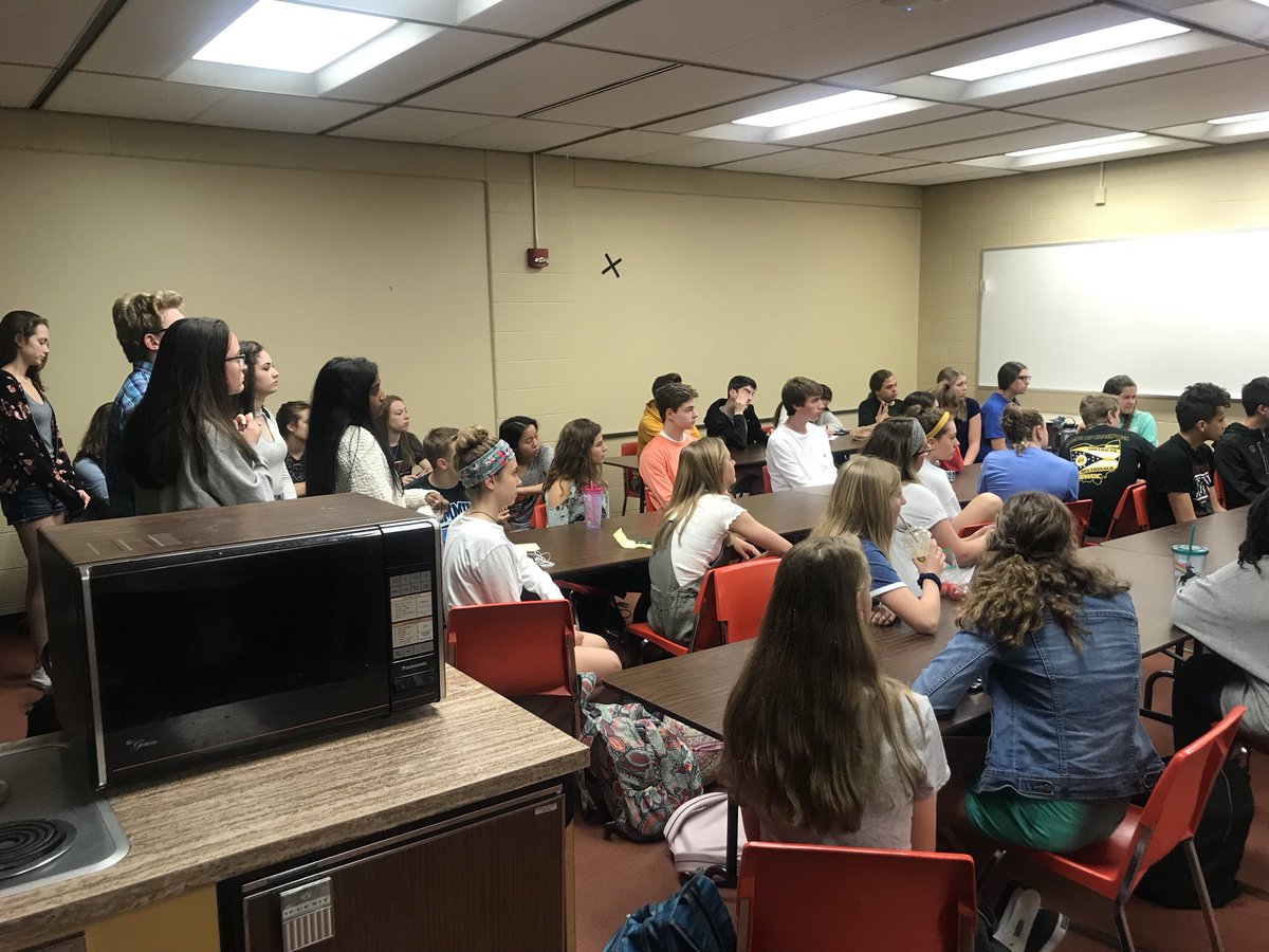 CentervilleBOLD's tweet photo. s/o to all of our 38 NEW BOLD MEMBERS!!!!!! #BOLD #Makemrsmiresproud #notruiningourlives #buildingourlivesdrugfree https://t.co/Re9iASOWzv
