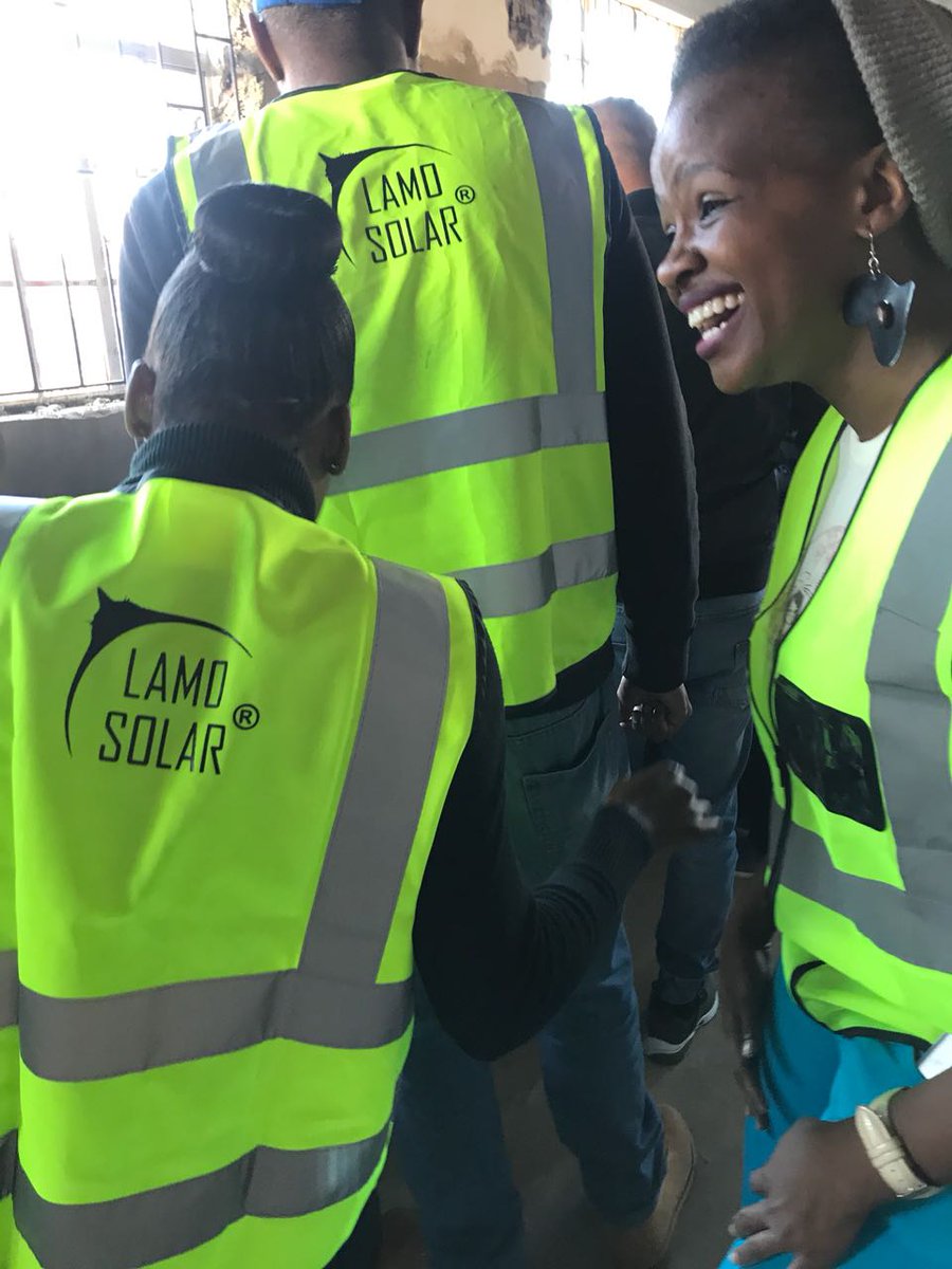 BeeTwOarR's tweet photo. #eskombic2018
#lamosolar
#workfunctions
#smallbusinessexpo
#jasongoliath https://t.co/bS52OoAWDE