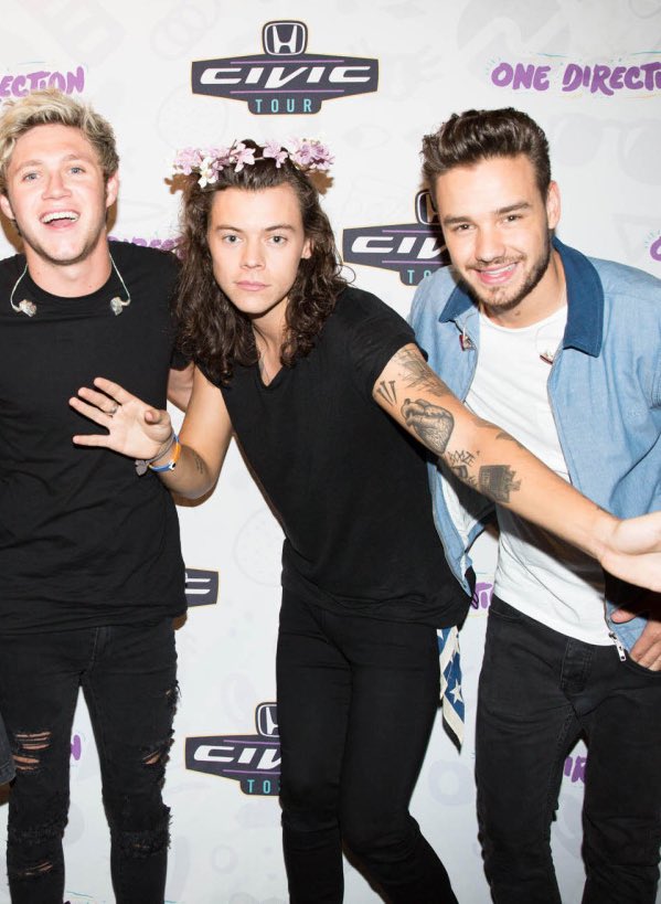 hq harry pics tweet media