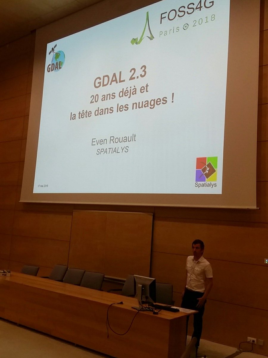 yjacolin's tweet image. Gdal : 20 ans déjà ! Par @EvenRouault au #foss4gfr