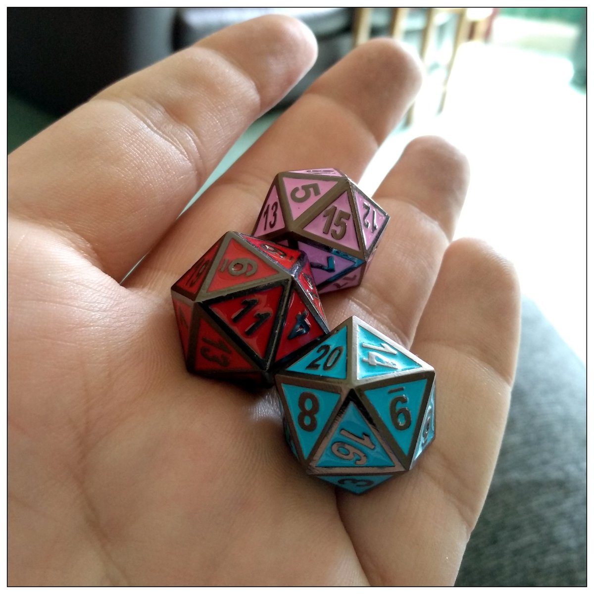DnDiceUK's tweet photo. Fresh delivery in and have got 3 new chromatic bone dragons right here awaiting a natural 20! Giving a set of your choice away before they go on sale :D (ETA about a week, got loooads to unpackage first!)

Retweet and follow us to get entered!

#diceporn #dnd #rpg #nicedicebaby https://t.co/K7Yb3tHWBi